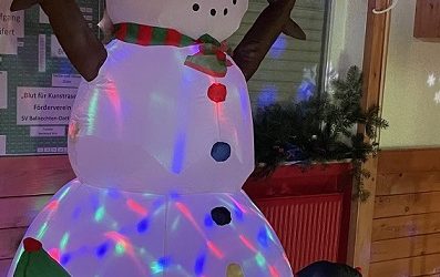 Schöne X-MAS Party kurz vor Heiligabend!