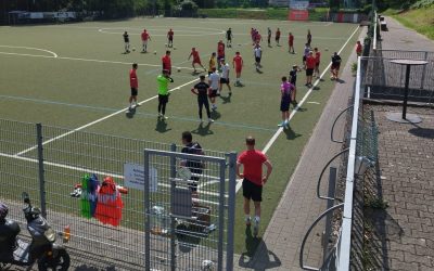 Trainingsauftakt unserer Aktiven mit zahlreichen neuen Gesichtern!