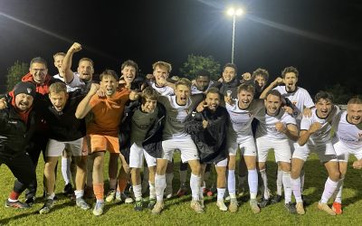 Starke Teamleistung unserer Ersten, der Garant für einen wertvollen Auswärtssieg!