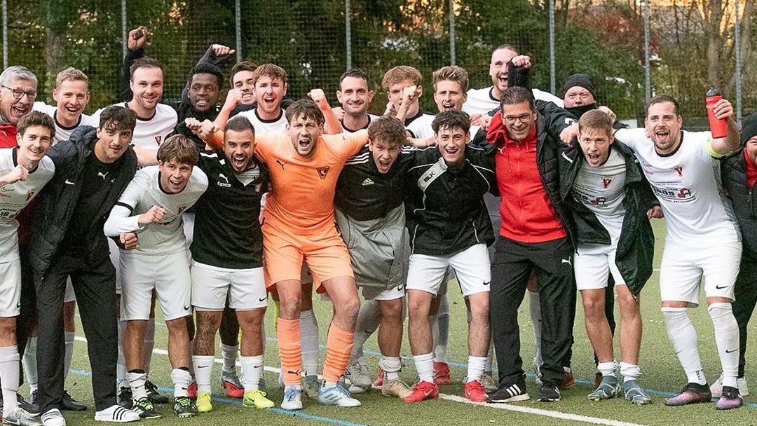 Erste holt sich den nächsten Dreier! „Wiesel“ Jakob Walz mit Hattrick innerhalb 20 Minuten!