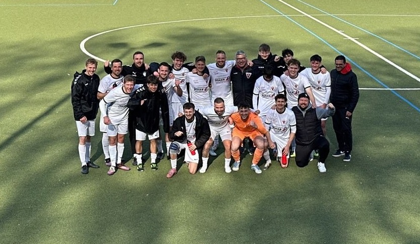 Erste mit wichtigen 4:0 Heimsieg,  erste Rückrundenpunkte und macht den 6 Punkte Sonntag perfekt!